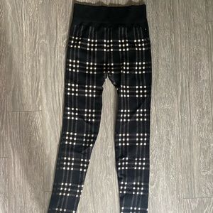 The wow now plaid tights